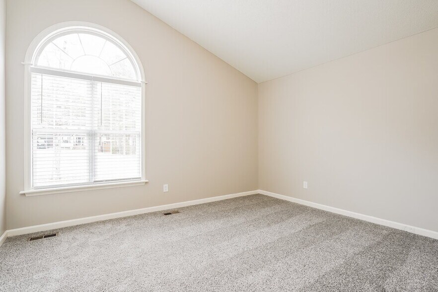 Building Photo - 77 Smiths Creek Dr