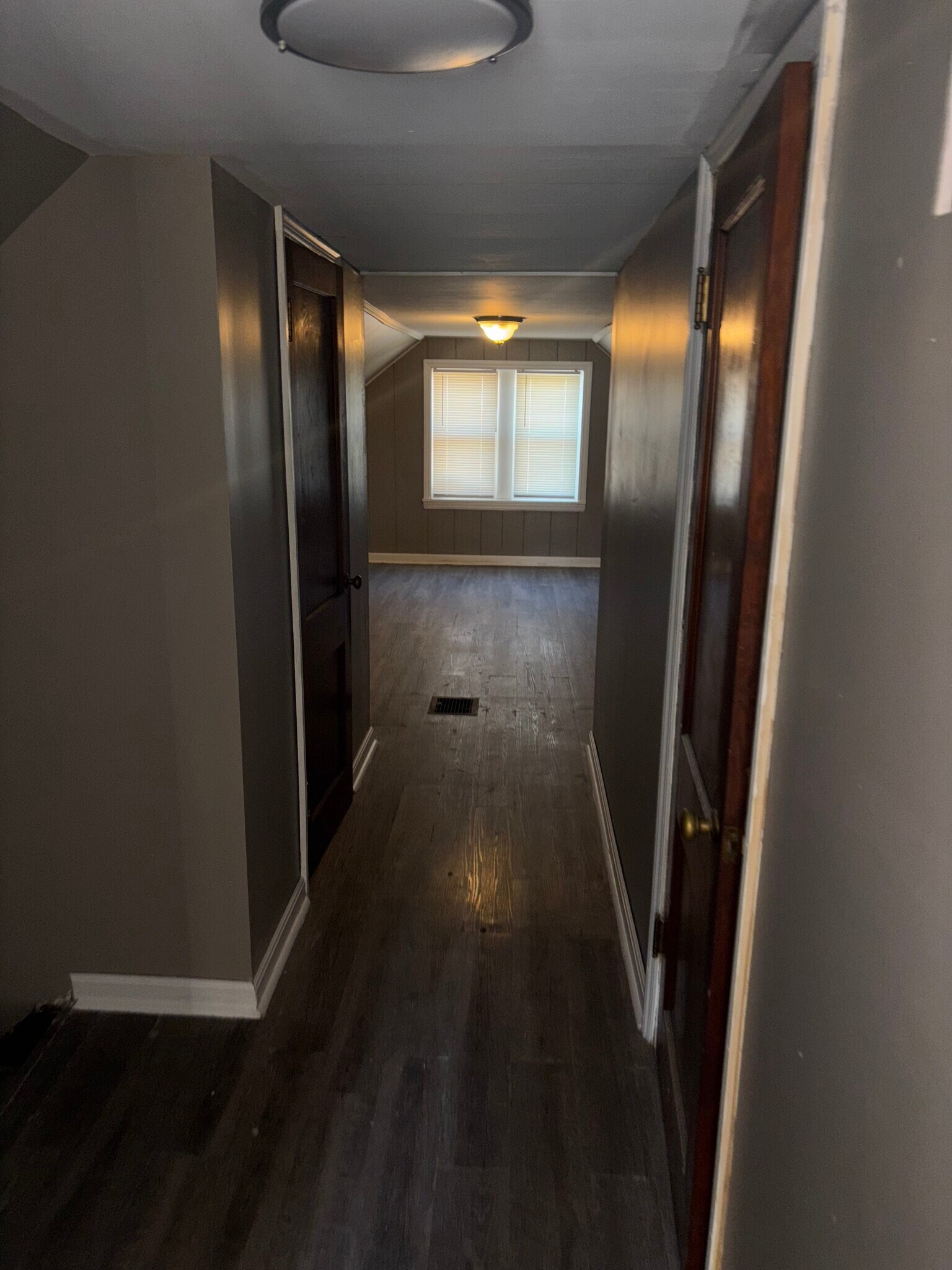 Building Photo - 1534 Orchid Ave