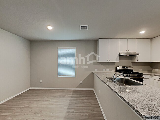 Building Photo - 10039 Braun Crst