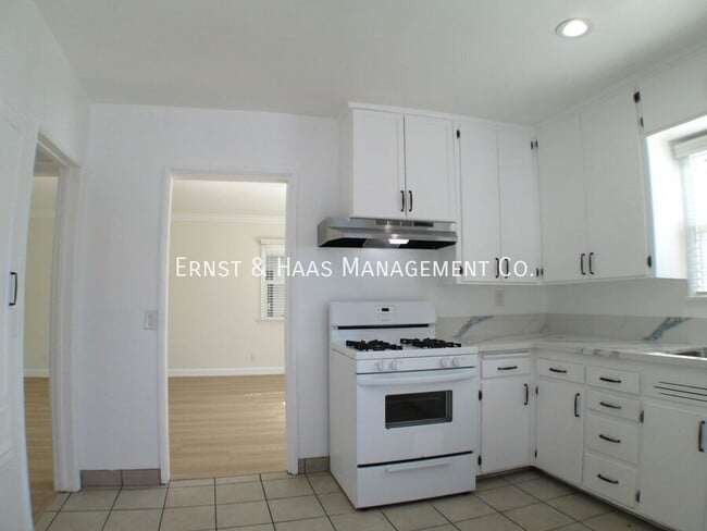 Building Photo - 5119 Elm Ave