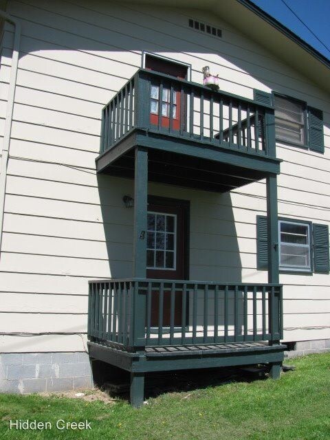 Building Photo - 245 Bamboo Rd