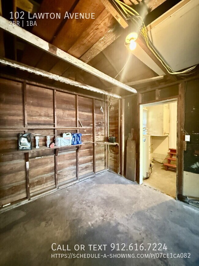 Building Photo - 102 Lawton Ave