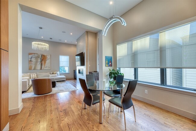 Building Photo - 5521 Kiam St