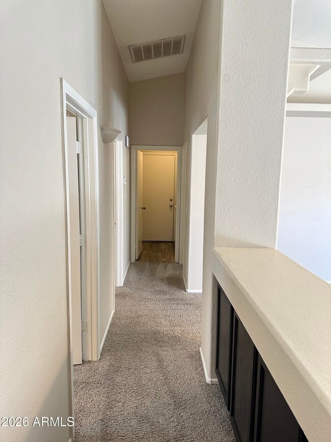 Building Photo - 3057 W Cat Balue Dr