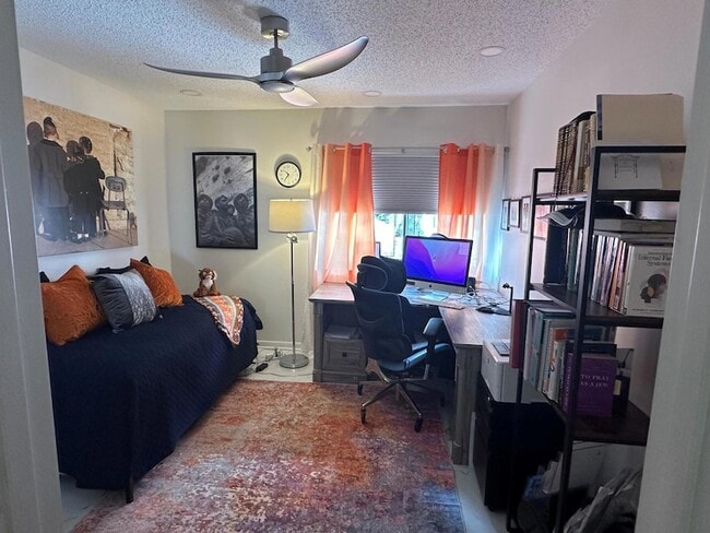 Building Photo - 7362 Woodmont Ct