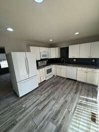 Building Photo - Updated 4-bedroom, 2 bathroom home in Thornton!