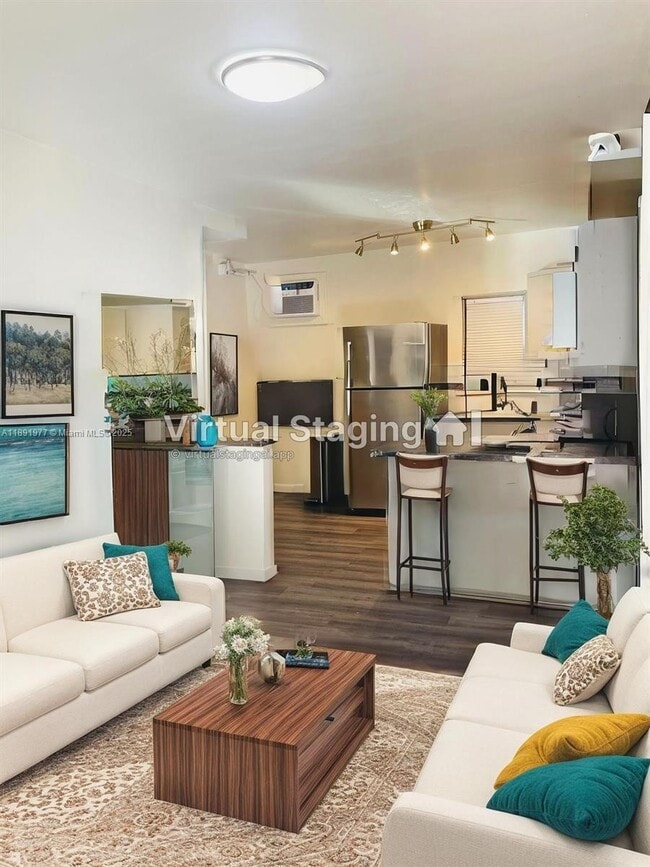 Primary Photo - 1115 N 22nd Ave