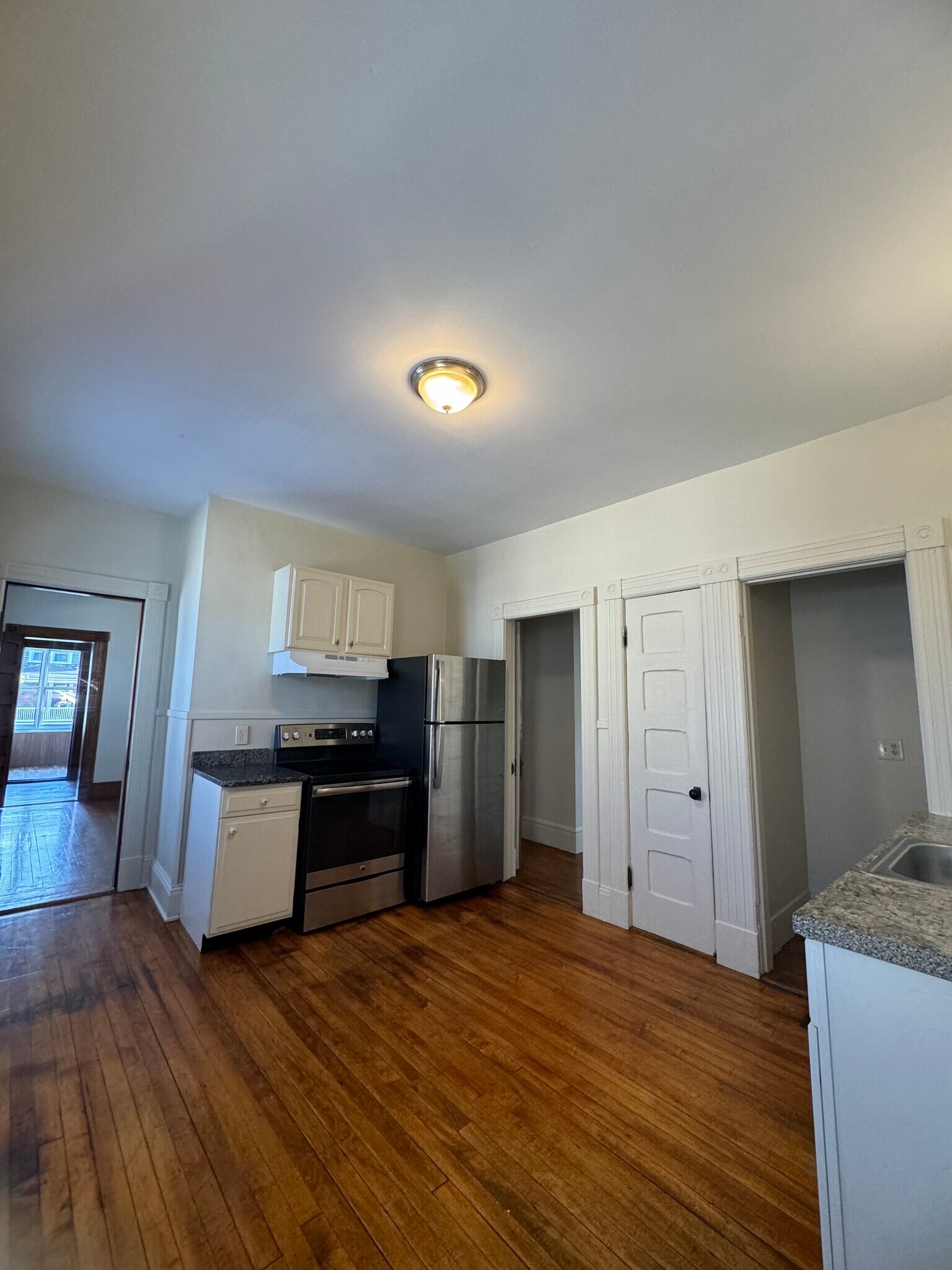 Spacious Kitchen - 21 Lafayette St