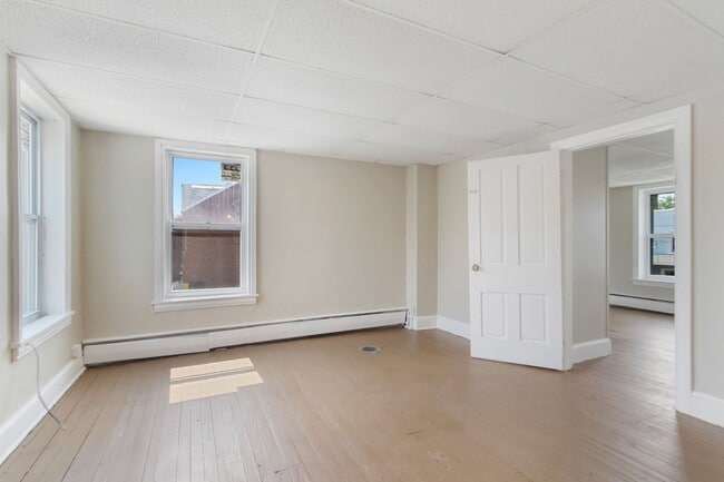 Building Photo - Coming Soon- Spacious 3-bedroom home Locat...