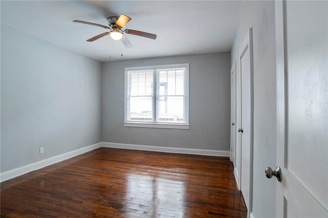 Building Photo - 356 Rapier Ave