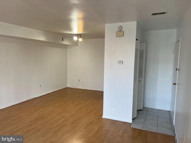 Building Photo - 9926 Haldeman Ave