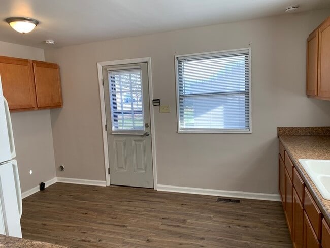 Building Photo - Gorgeous Ranch Home in Lawrence Township