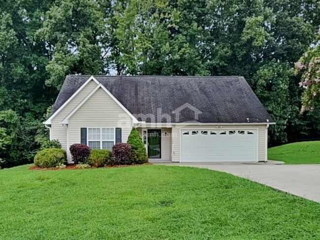 Building Photo - 120 Sweetgum Dr