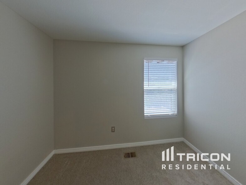 Building Photo - 4718 S Ireland Ct