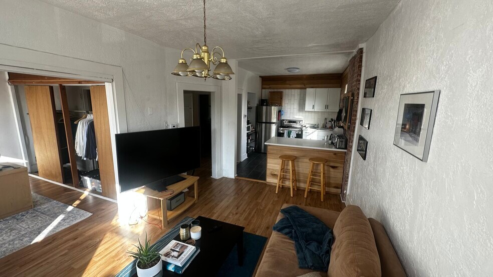 Building Photo - 4010 Butler St