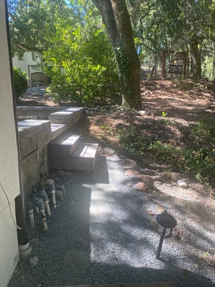 Building Photo - 184 Moraga Way