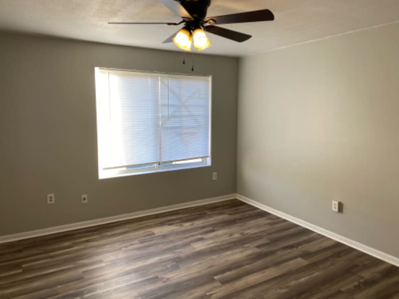 Building Photo - 204 Northwinds Dr