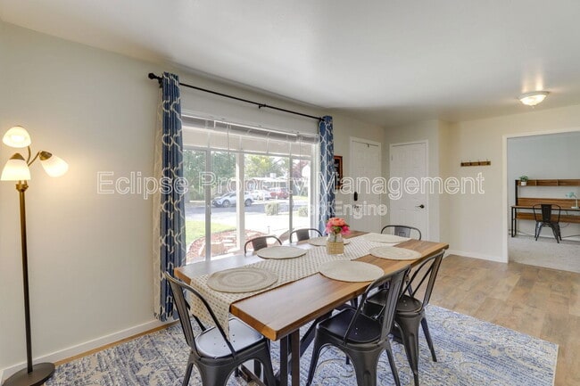 Building Photo - 1228 Bonito Ave