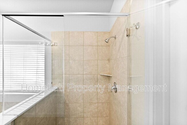 Building Photo - 6723 Shiraz Wy