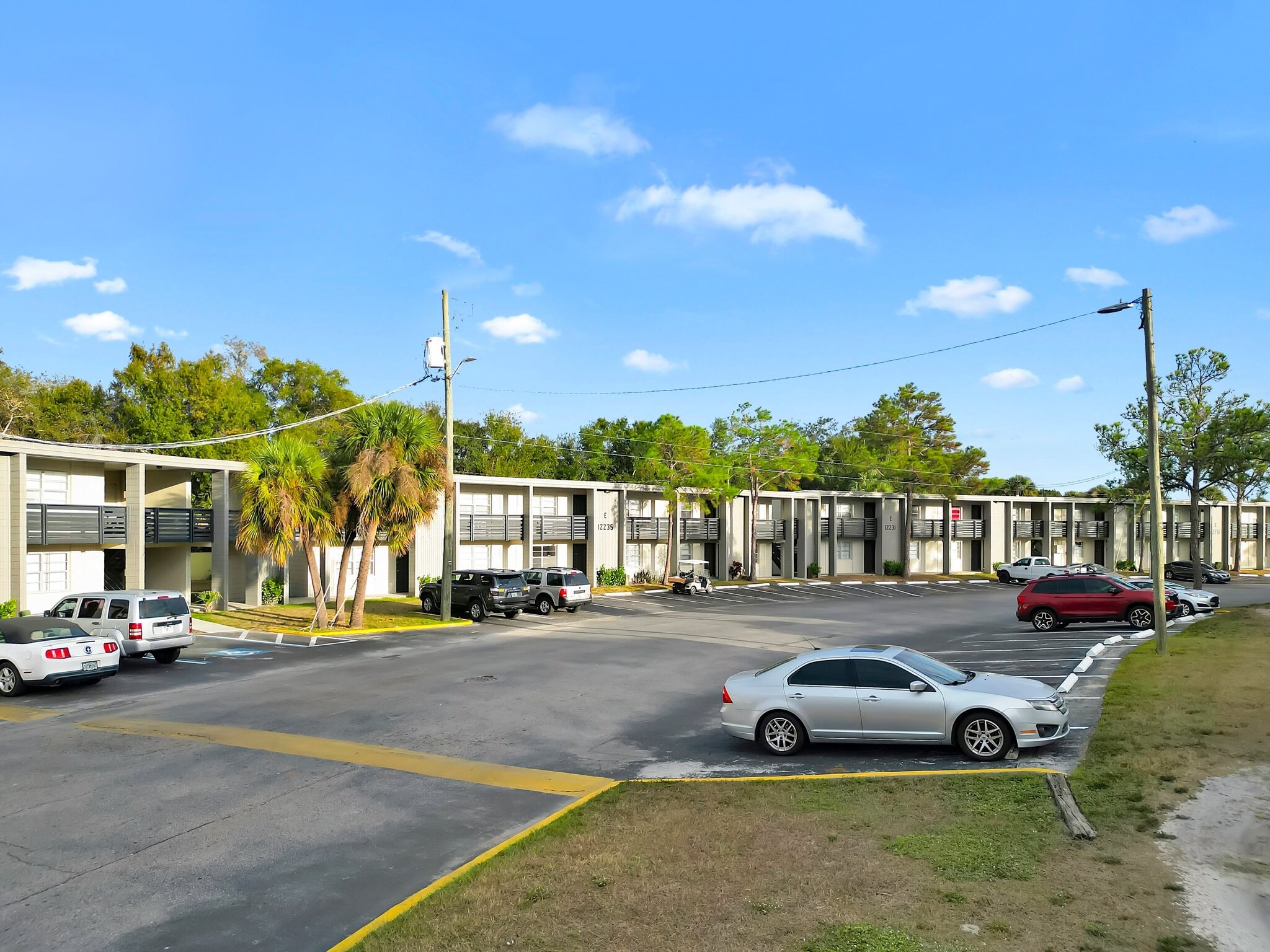 Building Photo - 12401 N 15th St