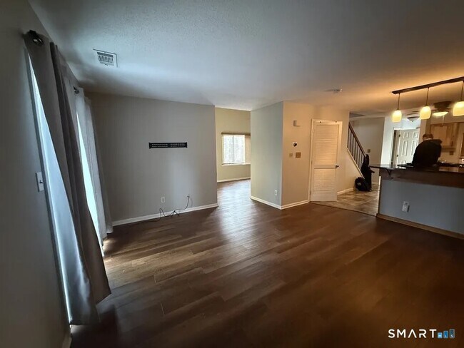 Building Photo - 155 Redstone Hl Rd