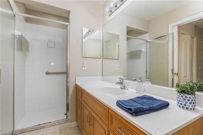 Building Photo - 8470 Kingbird Loop