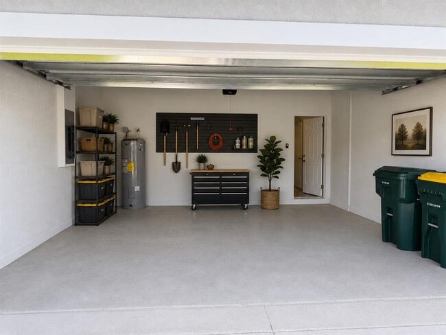 Building Photo - 15010 Community Ave