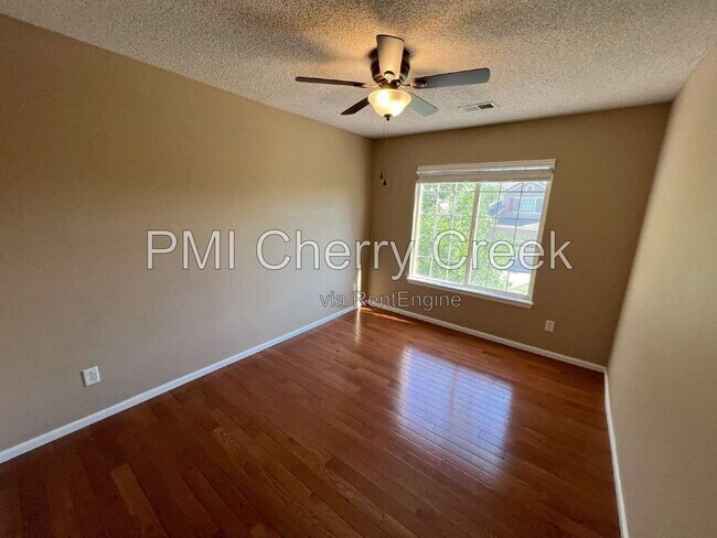Building Photo - 19453 E Hollow Creek Dr
