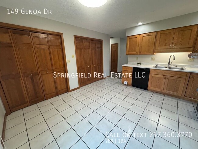 Building Photo - 149 Genoa Dr