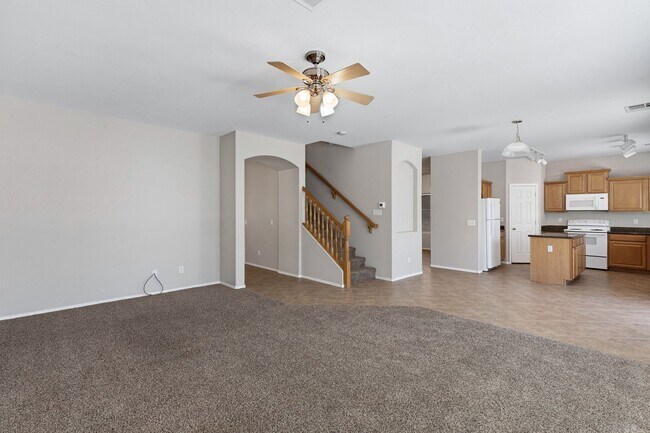 Building Photo - 2725 W Jasper Butte Dr