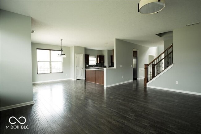 Building Photo - 15665 Eastpark Dr