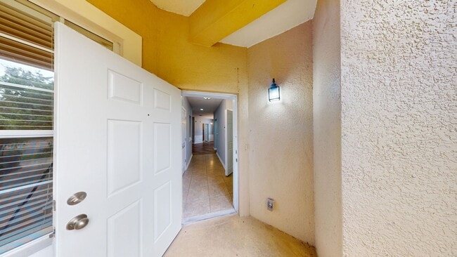 Building Photo - Spacious 2Bed/ 2Bath Condo With Office and 1-Car Garage - Bartram Park - Available NOW!