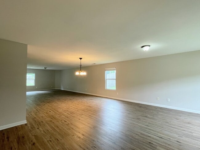 Building Photo - 30003 Westfield Dr