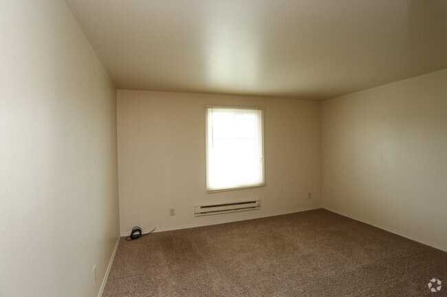 Bedroom - 20 East Elkhart