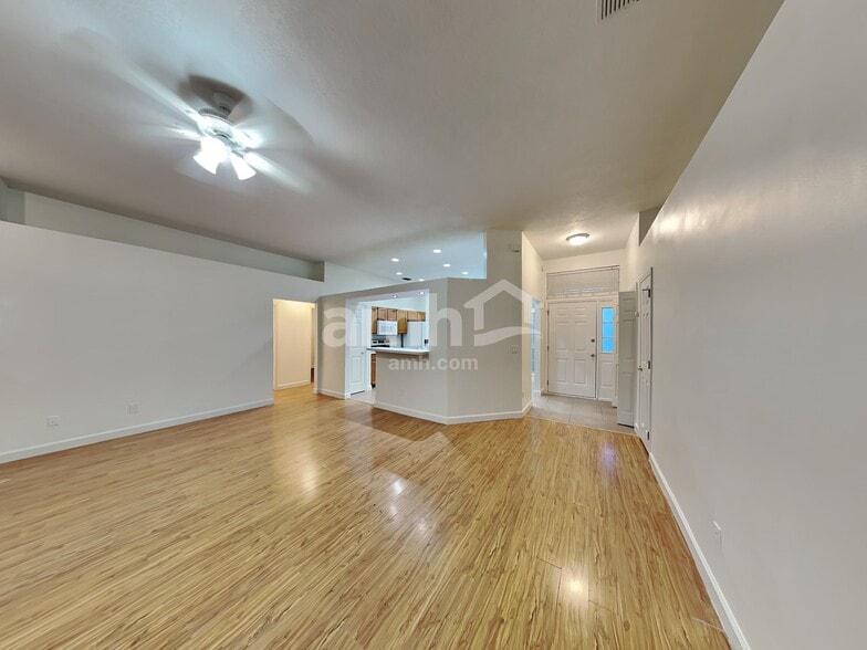 Building Photo - 4539 Antler Hill Dr E