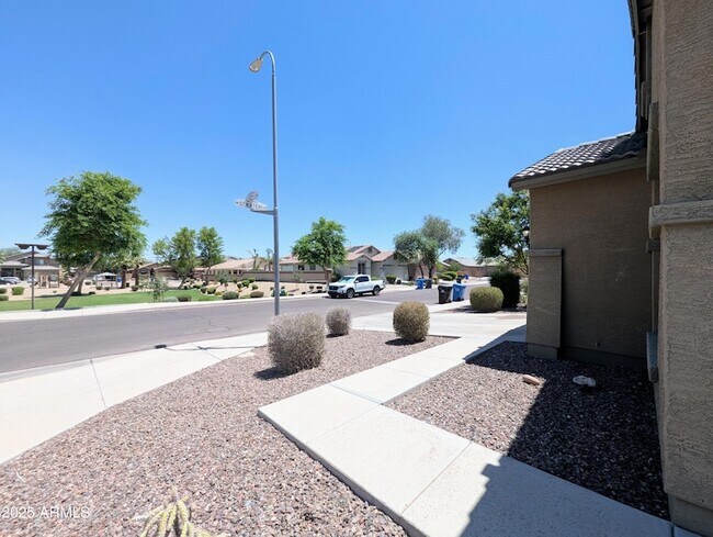 Building Photo - 3731 W St Kateri Dr