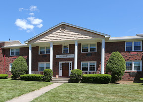 Building Photo - Fountain Village