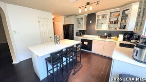 Building Photo - 215 Bright Chase