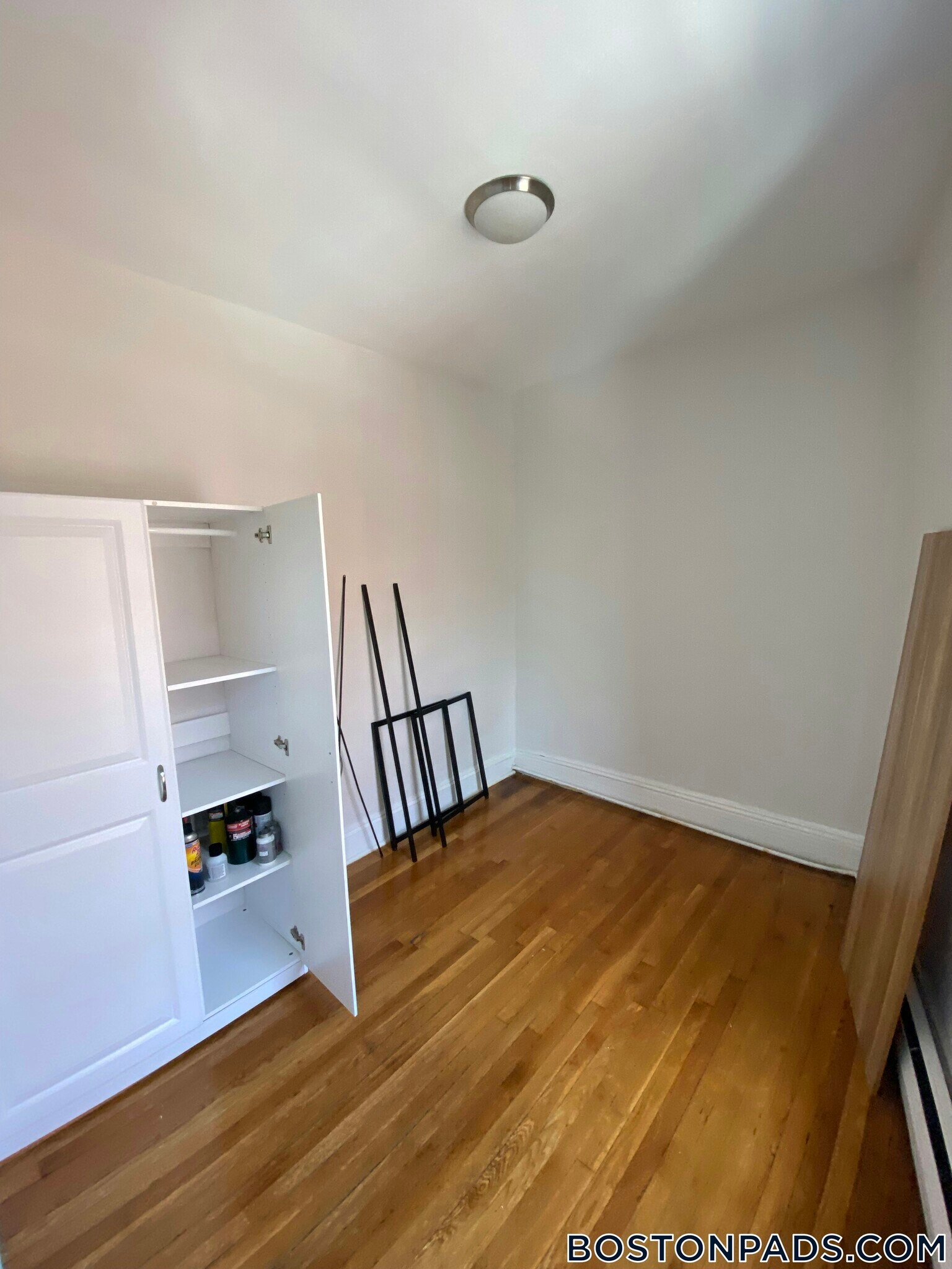 Building Photo - 110 Willow St