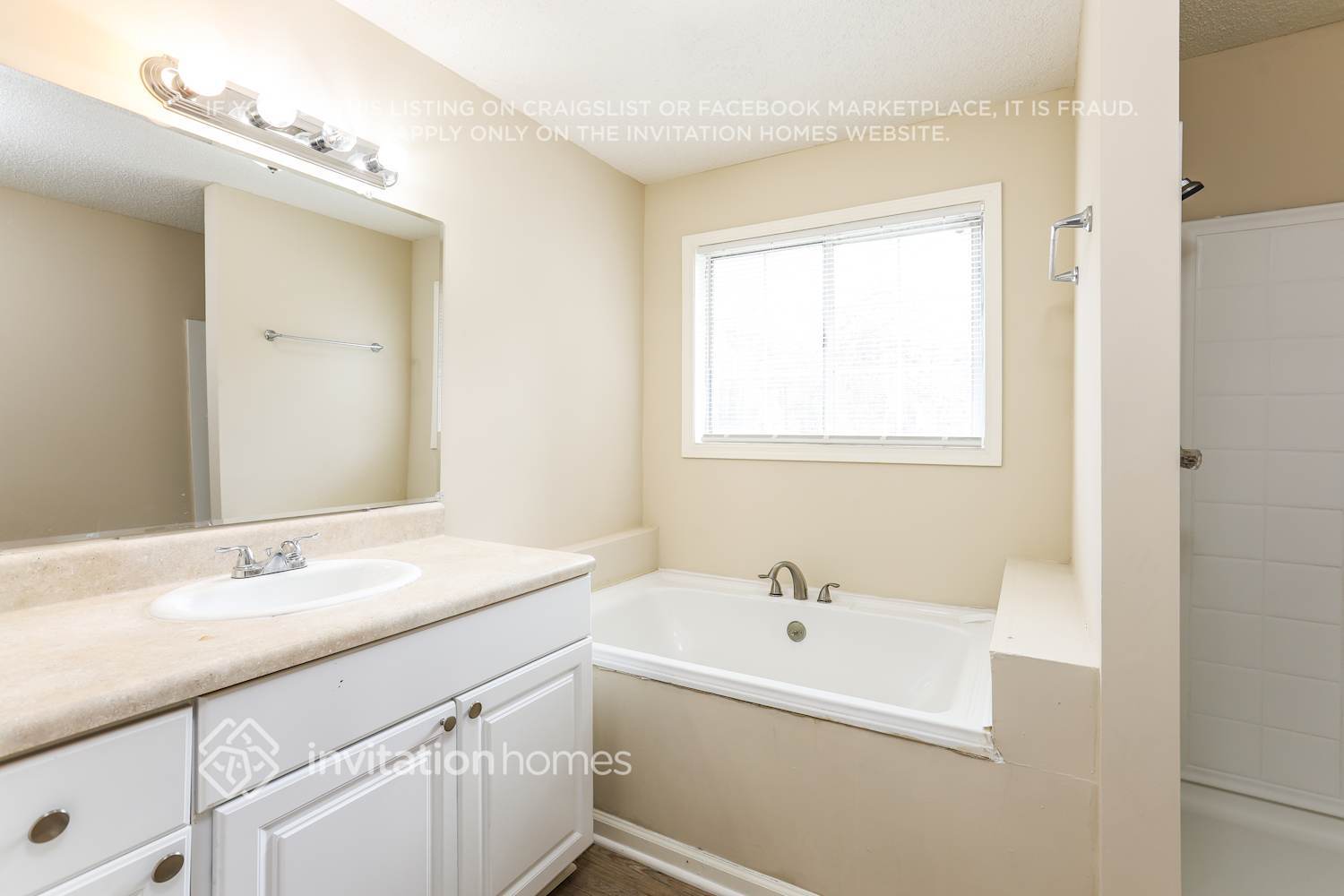 Building Photo - 1999 Sandbrook Ct SW