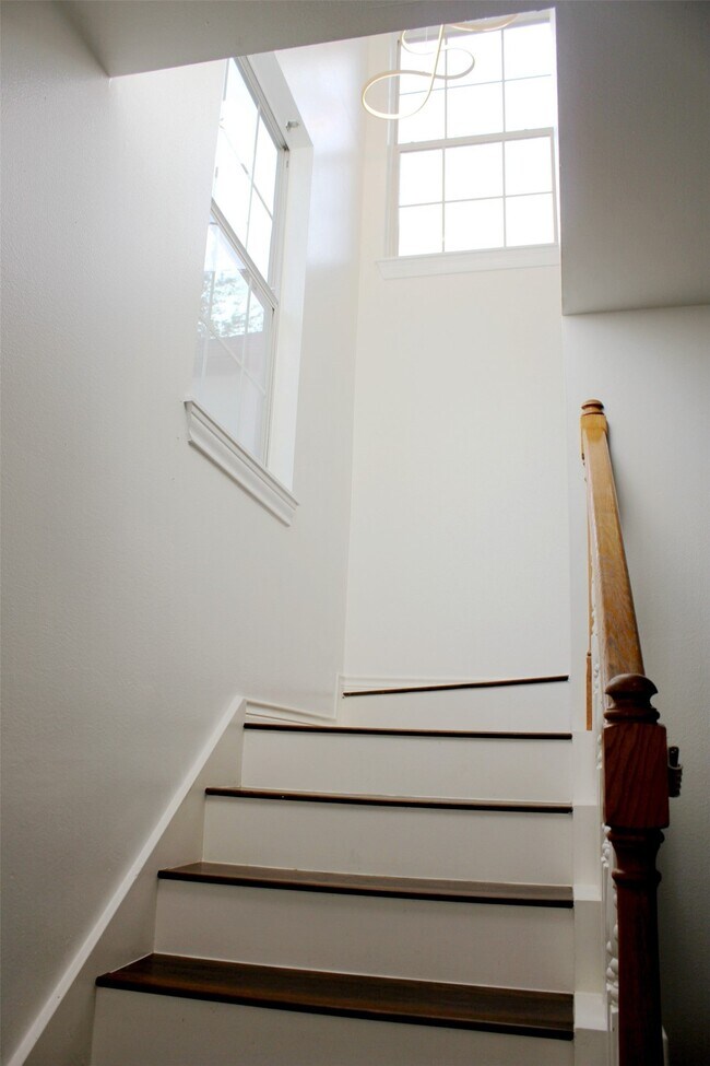 Building Photo - 4416 Holt St