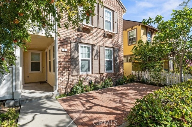 Building Photo - 5 Steeton Ln