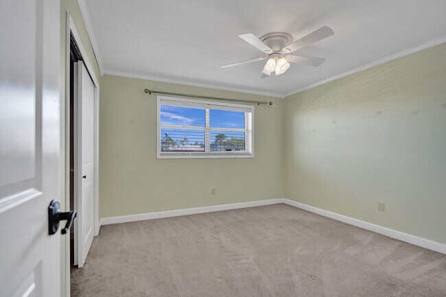 Building Photo - 109 Wettaw Ln