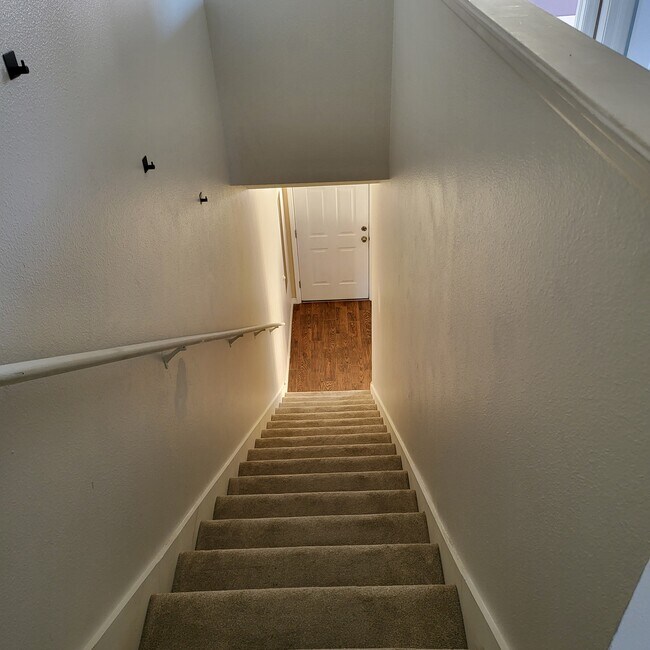 Building Photo - 18533 Pebble Lake Ct