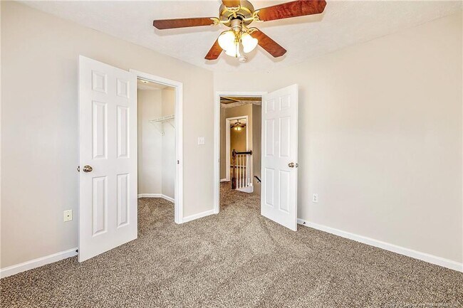 Building Photo - 519 Abbottswood Dr