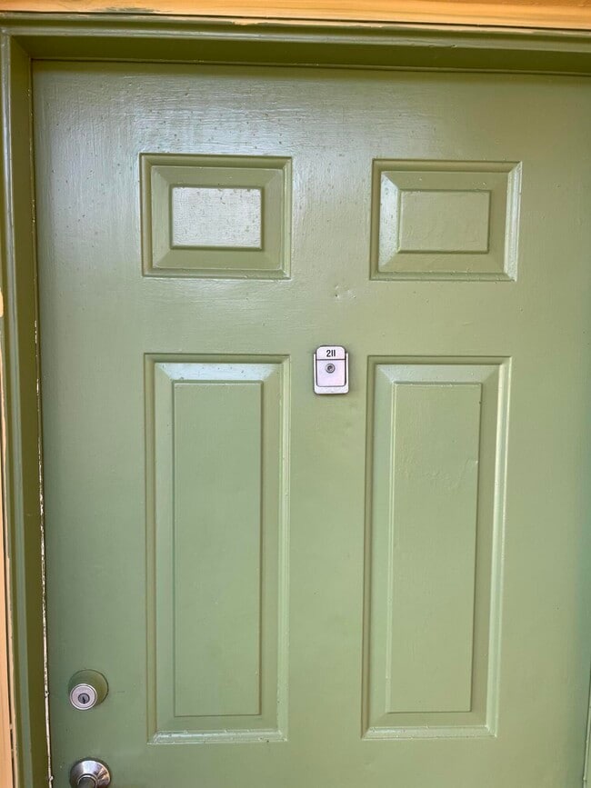 Building Photo - 160 Yacht Club Way