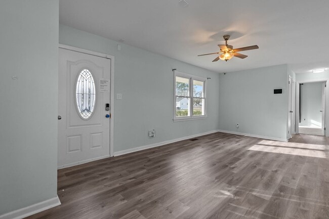 Building Photo - NEW RENTAL ALERT: Beautiful 4-Bed Home in Hampton — Available NOW!