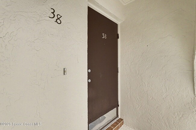 Building Photo - 1047 Small Ct