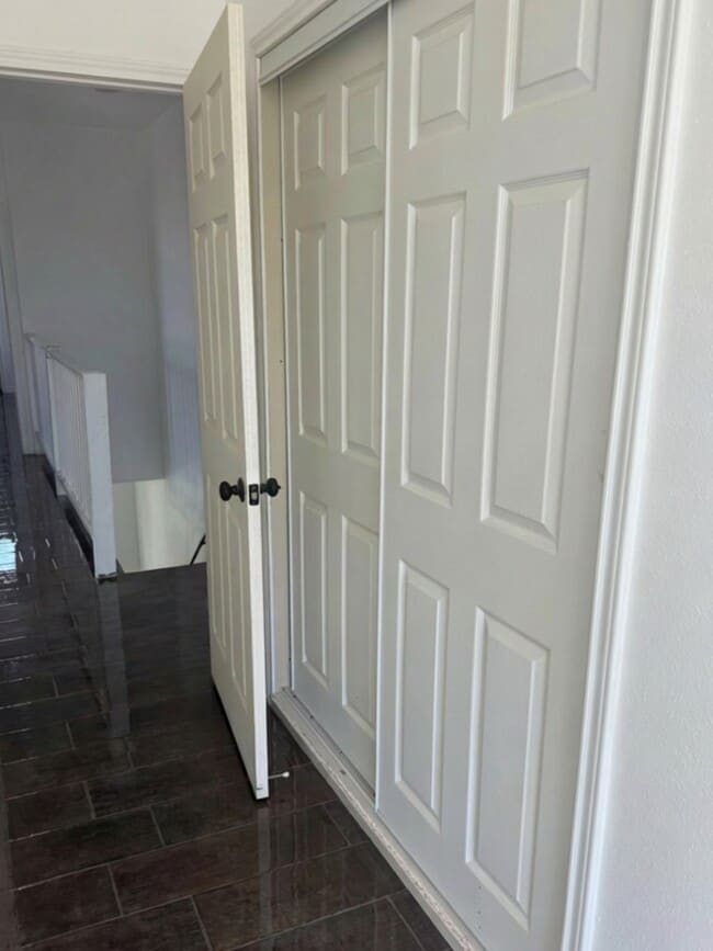 Building Photo - 5519 Osprey Dr