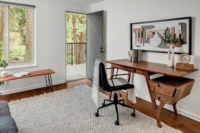 Building Photo - 2bd/1.75ba Redmond Condo